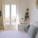 Top Floor Studio Near Montmartre