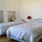 Sunny Apartment In Paris Batignolles