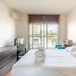 Paul Valery - Spacieux Appartement Proche De L\'Arc De Triomphe
