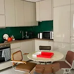 Appartement Design Central Et Au Calme