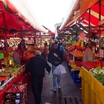 Backpackers Luxury 5* In Paris
