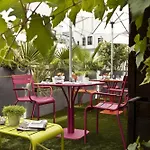 Le 7 Eiffel Hotel By Malone