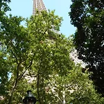 Hotel De L\'Exposition - Tour Eiffel
