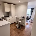 Charmant Apartment In Monmartre