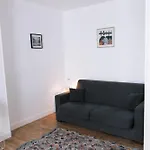 Charming Studio In Paris Near The Eiffel Tower