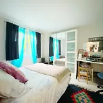 Grand Appartement Avec Jardin Privatif A Paris