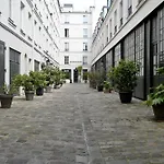 Small Studio Next To Invalides
