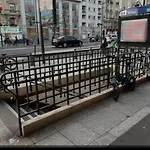 Backpackers Luxury 5* In Paris