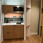 Lovely Studio Near The Arc De Triomphe