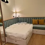 Lovely Studio Near The Arc De Triomphe