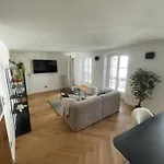 Appartement Neuf A 500M Des Champs-Elysees