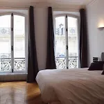 Paris Square