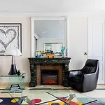 Guestready - A Slice Of Parisian Paradise