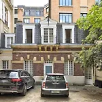 Champs-Elysees - 2Br With Balcony - Cityapartmentstay