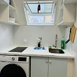 Paris Appartement Pres De Rer B Et Metro 4 Et 6