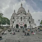 Charmant Appartement Avec Balcon Pres Sacre Coeur