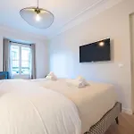 Luxury apartments in Paris Center
