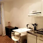Functional Apartment, Belleville, Paris 11