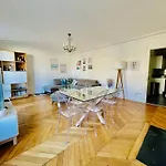 Sublime Apartment In The 17Th District