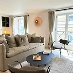 Spacious Luxembourg Garden Family Flat