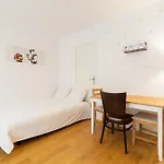 Lovely Flat Close To Arc De Triomphe