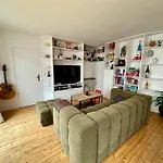 Appartement Lumineux Et Spacieux Pour 3 Personnes 60 M Carres