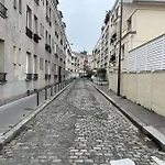 Studio Refait A Neuf En Plein Paris !