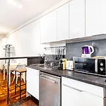 Guestready - Appartement Confortable Dans Le 10E.