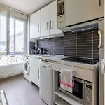 Pied-A-Terre Near Bastille & Voltaire Paris 11Th