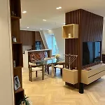 Luxueux Appartement Metro George V - Hermes - Champs-Elysees - Arc De Triomphe
