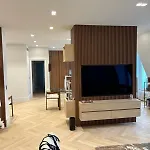Luxueux Appartement Metro George V - Hermes - Champs-Elysees - Arc De Triomphe