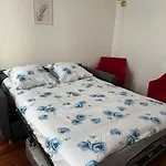 Charmant Appartement Au Moulin Rouge