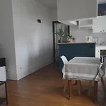 Cozy Apartment In Paris