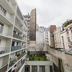Studio Chaleureux Avec Terrasse - Paris 18 - 2P