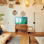 Bourgon Flat