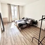 Superbe Appartement Design Canal Saint Martin