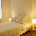 Spacious 3Br Flat / Madeleine