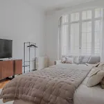 Spacious Apartment - 5Br-12P - Trocadero