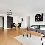 Appartement In The Heart Of Paris Opera