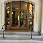 4 Bedroom Prestigious Baroque Apartment Near Trocadero