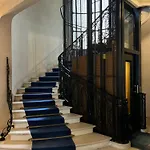 4 Bedroom Prestigious Baroque Apartment Near Trocadero