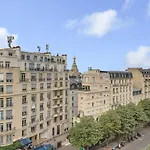 Tiny House St Honore