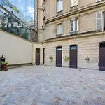 Tiny House St Honore