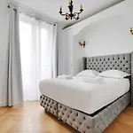 Luxurious Flat - 4Bd8P - Arc De Triomphe