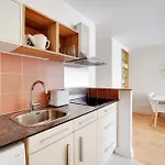Bel Appartement Design Proche Gare De Lyon, Balcon