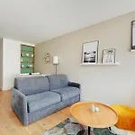 Bel Appartement Design Proche Gare De Lyon, Balcon