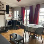 La Casa Du 15E, Tour Eiffel View