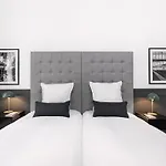 Livinparis Luxury Ac 3 Bedrooms Le Louvre II