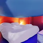 Colourful Studio For 2 - Heart Of Le Marais