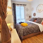 Appartement Familial Refait A Neuf Centre Paris 20Eme